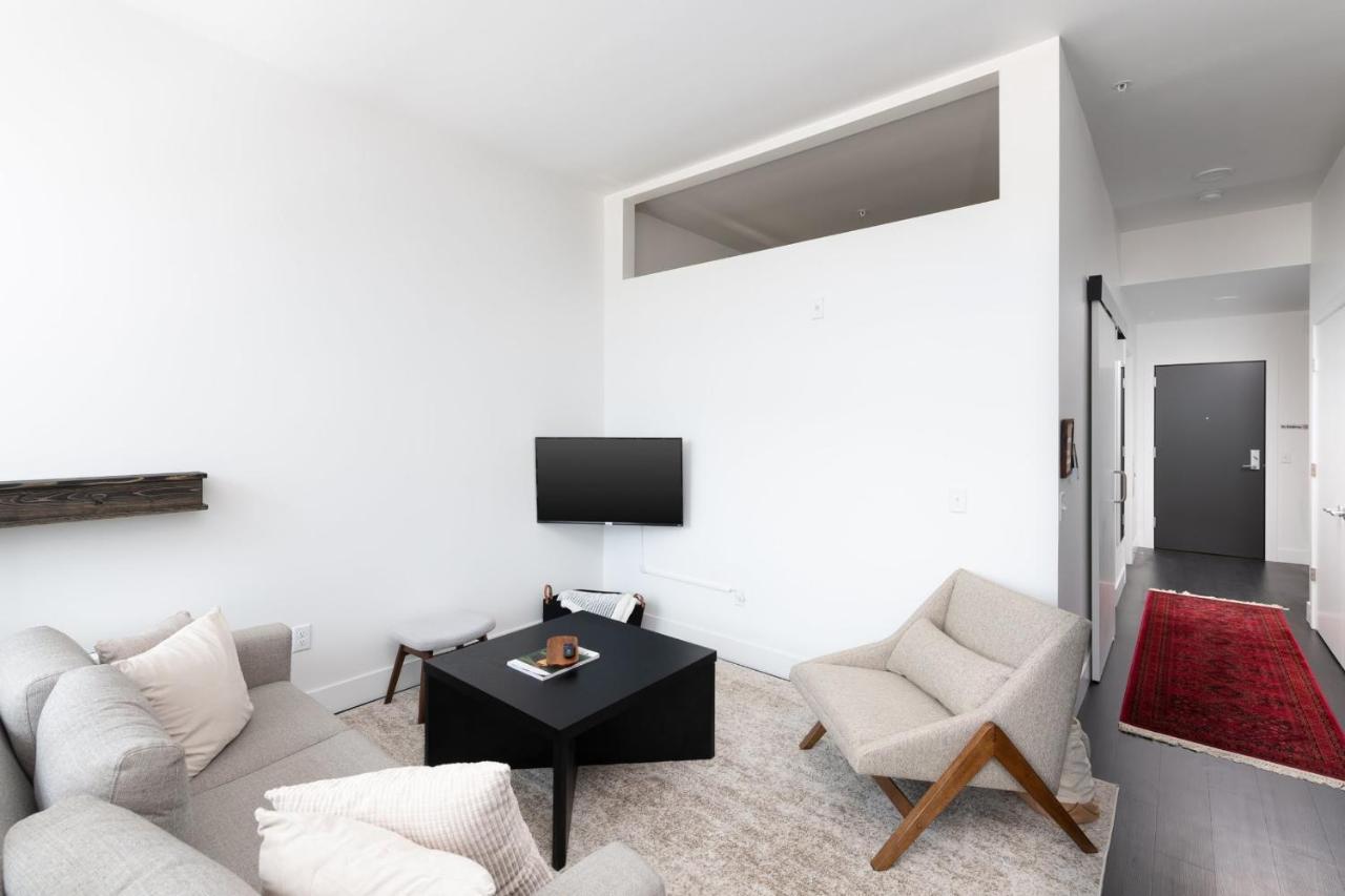Modern 1Br Apt With Skywalk To Fiserv, Rooftop, And Parking מילווקי מראה חיצוני תמונה